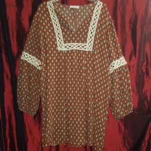 Rust colored w/cream colored trim sz 1XL